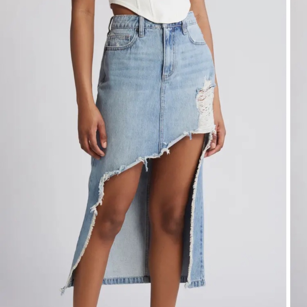 HIDDEN JEANS Heavy Distressed High-Low Hem Denim Skirt